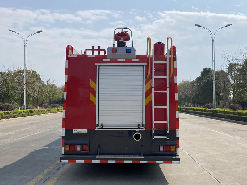 楚胜牌CSC5170GXFSG70/Q6水罐消防车