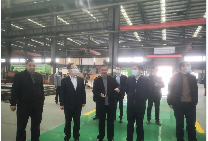 随州市委常委、市委副书记、政法委书记冯伟等一行领导莅临湖北楚胜调研